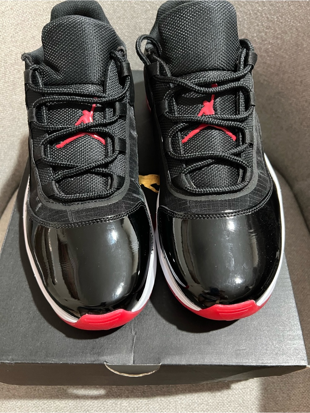 Air Jordan men Black and Red Retro Low-Top Sneakers original